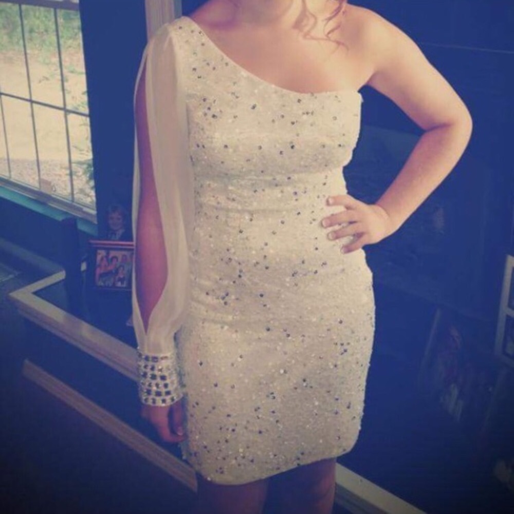 One shoulder homecoming dress